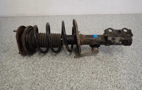 Toyota Auris 150 Front shock absorber with coil spring