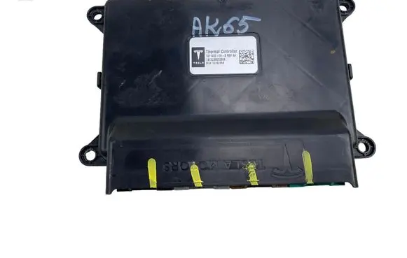 Tesla Model S Other control units/modules 101140000B