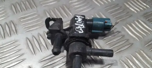 Toyota Avensis Verso Turbo solenoid valve 9008091231 90080-91231