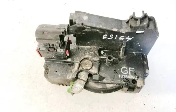 Opel Meriva A Front door lock 13154792