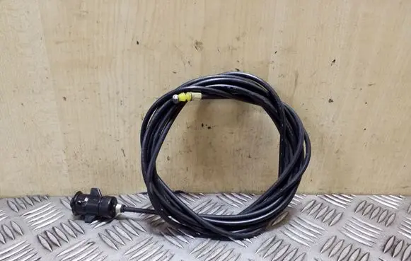 Subaru Impreza II Fuel cap flap release cable 