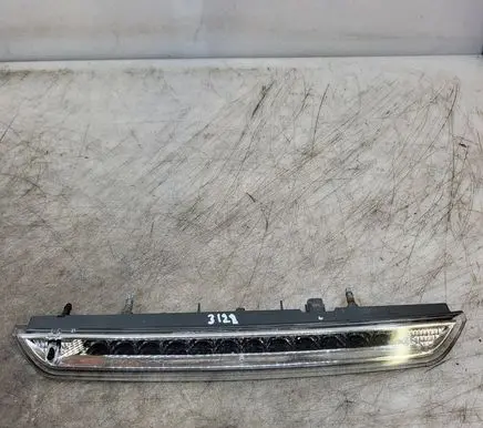Citroen C3 Aircross Third/center stoplight 9825453680