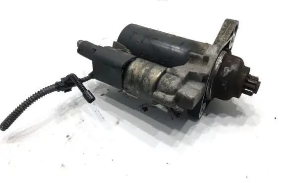 Volkswagen Golf VI Starter motor 