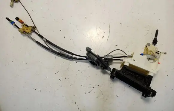 Citroen C5 Aircross Gear selector/shifter in gearbox 9828041980