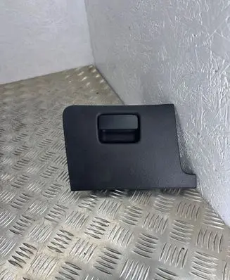 Volkswagen Golf VII Glove box 5G1857924B 5G1857919C 3G1857924