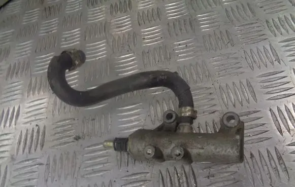 Opel Astra H Fuel distributor 