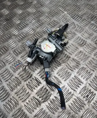 Mitsubishi L200 Ignition lock MR992 3811700005