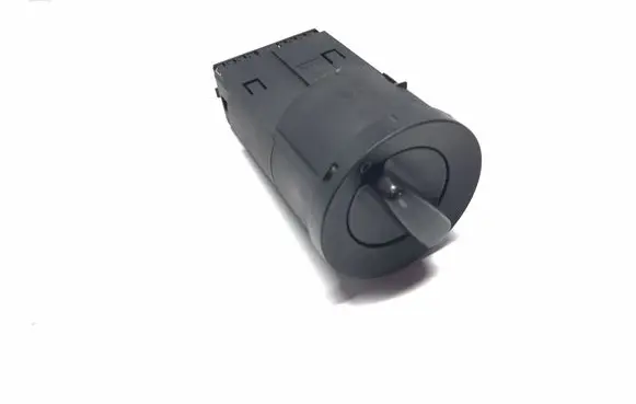 Volkswagen Golf IV Light switch K913