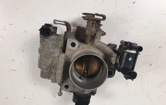 Mazda 3 I Throttle valve 