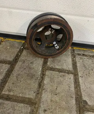 Mercedes-Benz CLK A209 C209 Crankshaft pulley A6420300003
