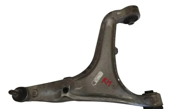 Maserati Ghibli Front lower control arm/wishbone 06700071790