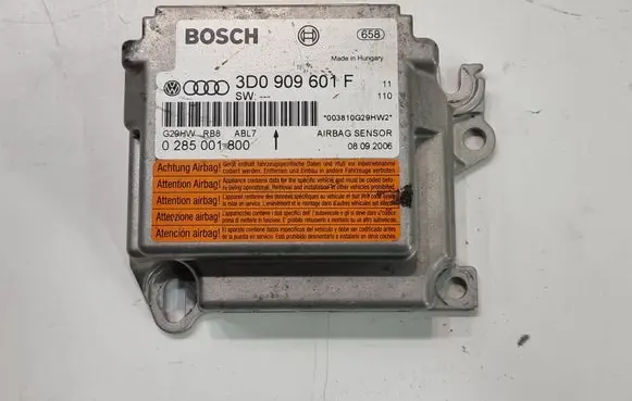 Volkswagen Touareg I Airbag control unit/module 3D0909601F 0285001800