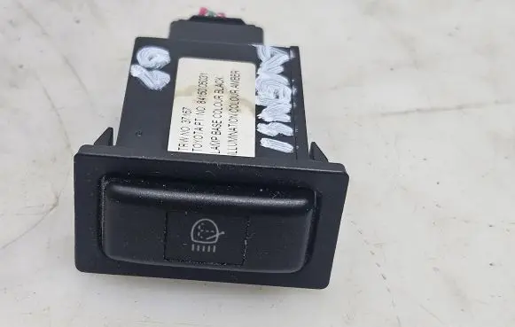 Toyota Avensis T250 Headlight washer switch 37167