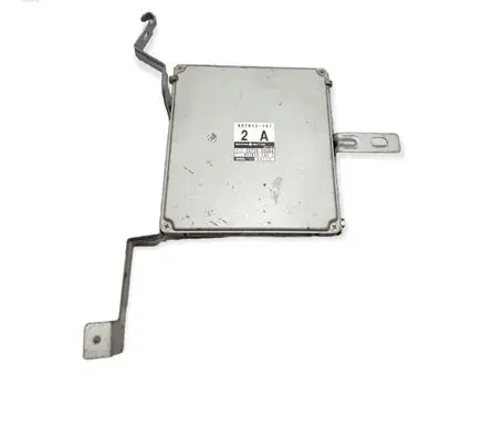 Nissan Patrol Y61 Engine control unit/module 407913-1477