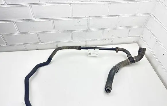 Mercedes-Benz ML W164 Engine coolant pipe/hose A1645060835
