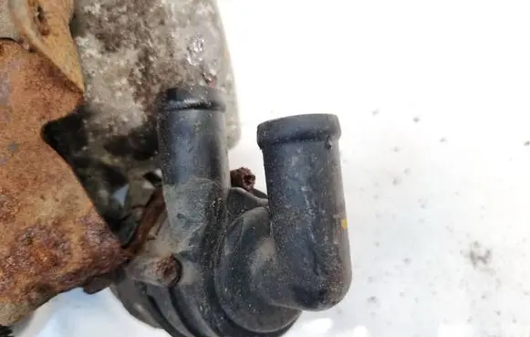 Volkswagen PASSAT B6 Electric auxiliary coolant/water pump