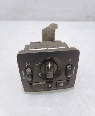Volvo V50 Light switch 30739298 05W17T 19206