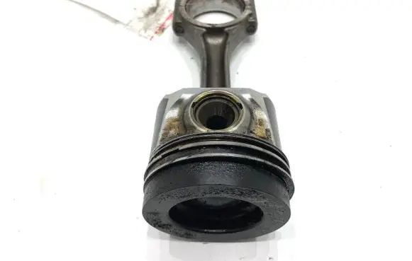 Piston with connecting rod