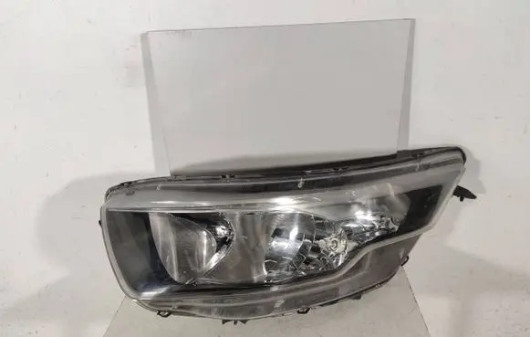 Iveco Daily 6th gen Headlight/headlamp 5801473750 30L6T2