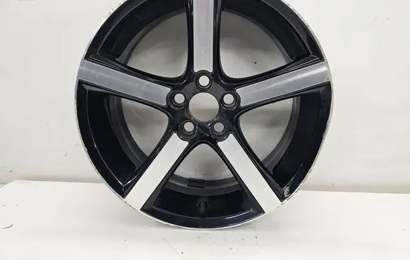 Volvo V40 R18 alloy rim 31373099