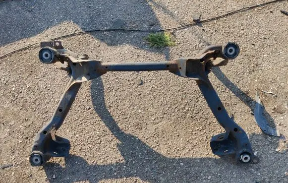 Audi A4 S4 B7 8E 8H Rear subframe 