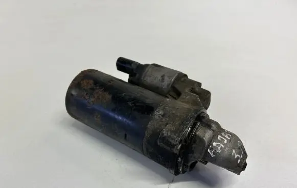 Volkswagen Phaeton Starter motor