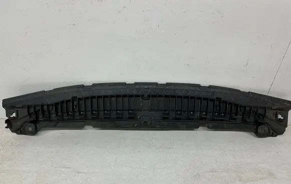 Audi TT TTS RS Mk3 8S Front bumper skid plate/under tray 8S0807233L 8S0807233 8S0.807.233.L