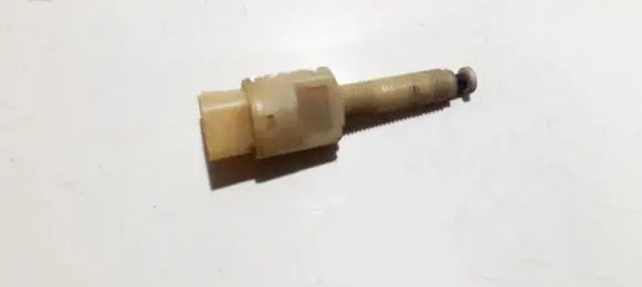 Volkswagen PASSAT B5 Brake pedal sensor switch 4a0945515a