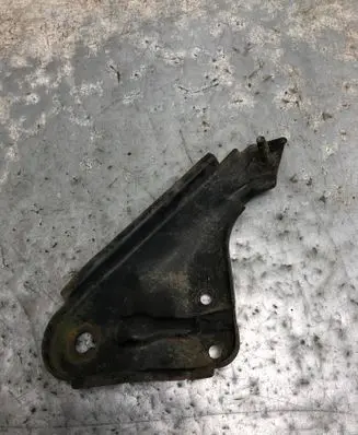 Ford Kuga II Fender mounting bracket CV61101A80BC