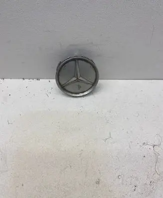 Mercedes-Benz C W202 Original wheel cap 2014010225