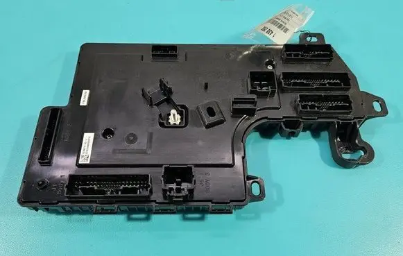 Tesla Model 3 Central body control module 1078673-32-L IMPRK1438260