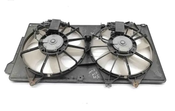 Mazda 3 II Radiator cooling fan shroud