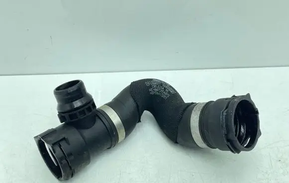 Mercedes-Benz E W213 Engine coolant pipe/hose A2135006600