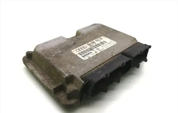 Audi A3 S3 8P Engine control unit/module 06A906018CD 0261204993 26SA6115