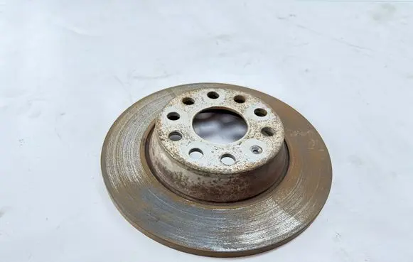 Volkswagen PASSAT B7 Rear brake disc