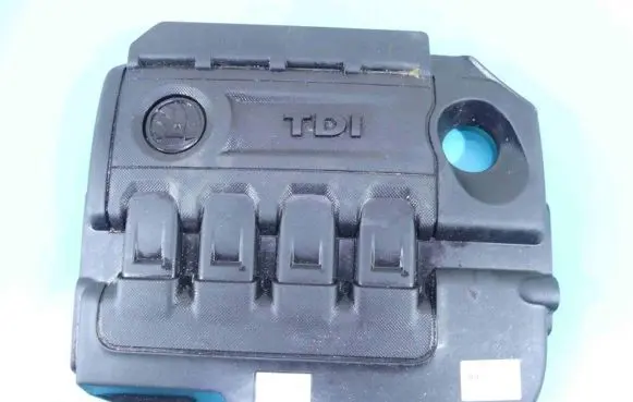 Skoda Octavia Mk3 (5E) Engine cover (trim) 04L103954T IMPRK1318820