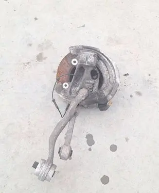 BMW 1 F20 F21 Front wheel hub 18915910