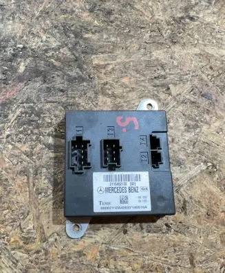 Mercedes-Benz E W211 Comfort/convenience module 2115452132