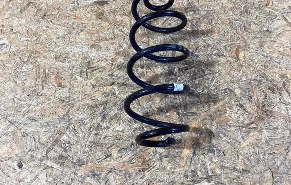 Porsche Macan (95B) Rear coil spring 95b511121g
