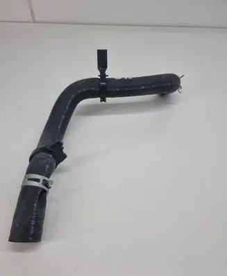 Coolant pipe/hose