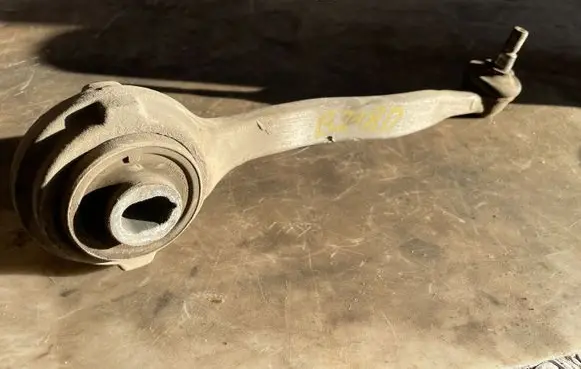 Mercedes-Benz C W203 Front control arm 0140330115