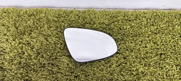 Toyota Yaris Wing mirror glass 6401-301