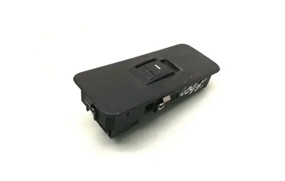 Land Rover Discovery 3 - LR3 Electric window control switch YUD501070PVJ 080519-1