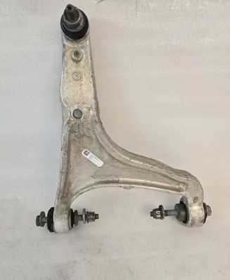 Maserati Levante Front lower control arm/wishbone 06701063600