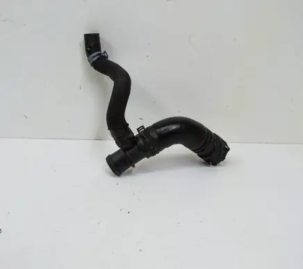 Audi A4 S4 B9 8W Engine coolant pipe/hose