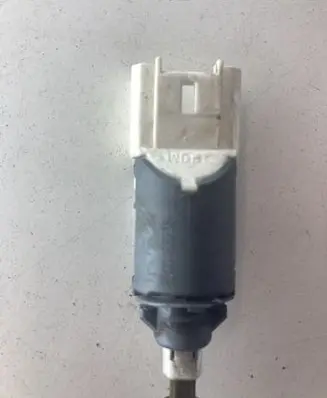 Renault Scenic II - Grand scenic II Brake pedal sensor switch 8300168238B