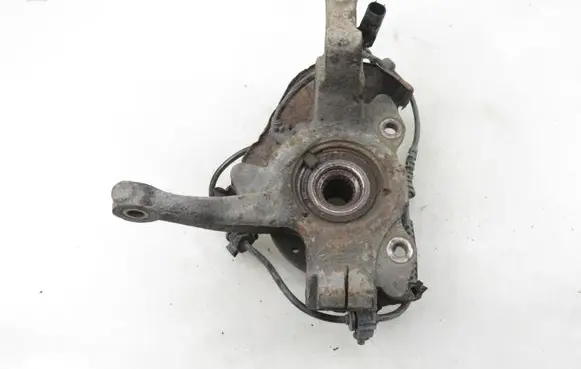 Fiat Panda II Front wheel hub spindle knuckle 