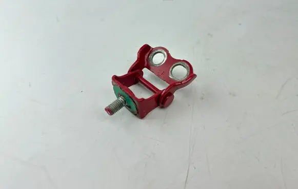 Toyota Yaris XP210 Tailgate/trunk/boot hinge