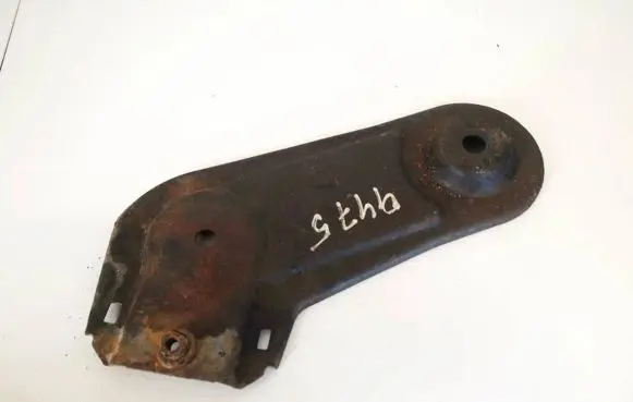 Opel Astra J Engine mounting bracket 13266388 367973422