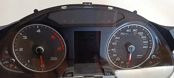 Audi A4 S4 B8 8K Speedometer (instrument cluster)
